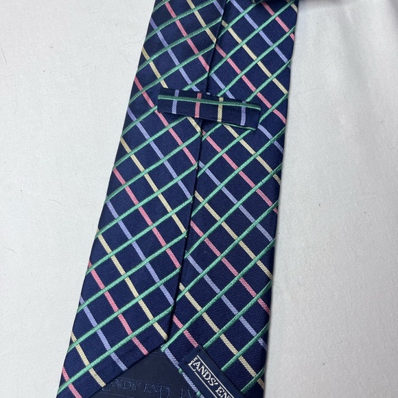 Lands End Spring Colors extra long 62” Tie - Picture 5 of 5